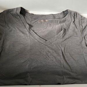 Small Arizona V neck t shirt